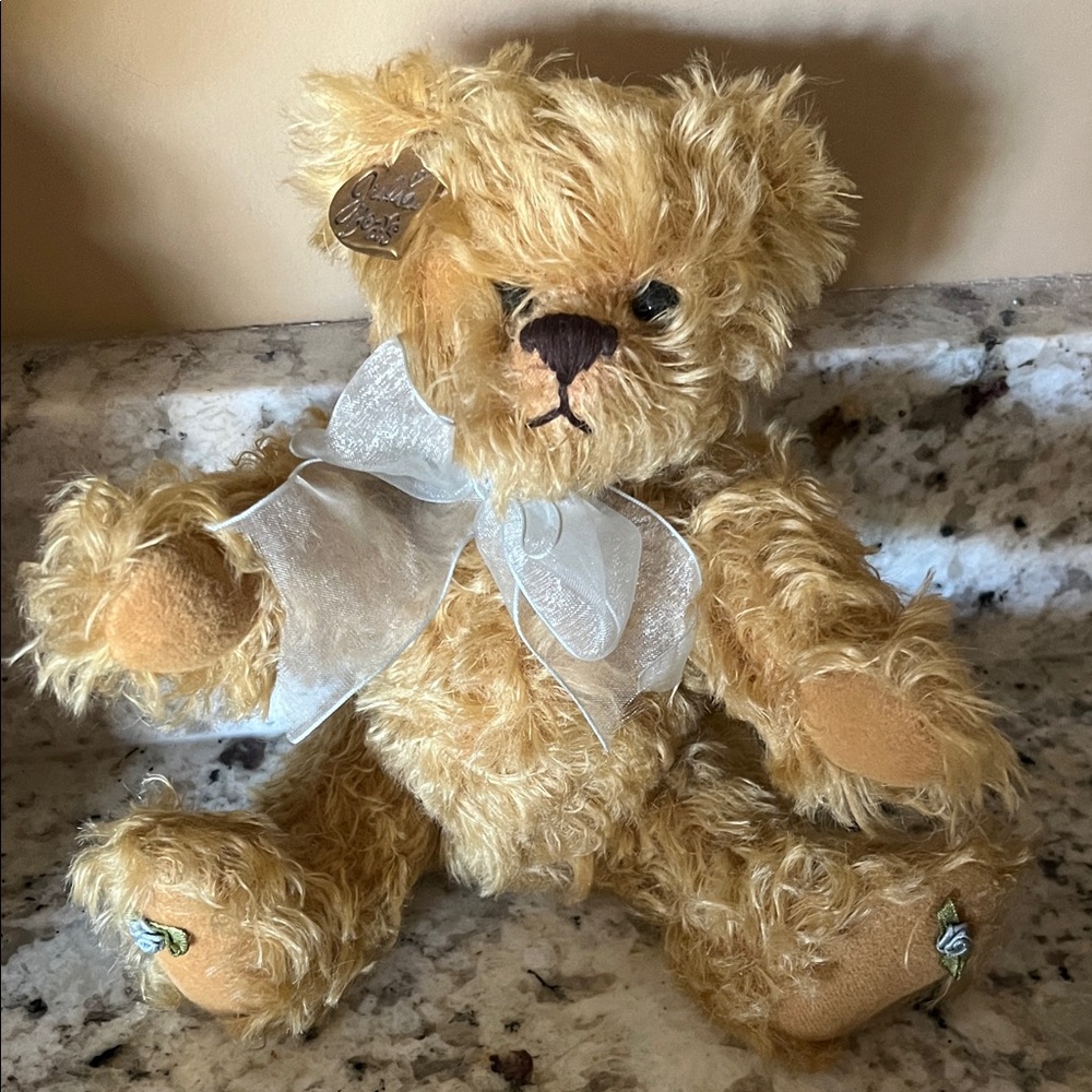 JULIA RUEGER rare jointed Teddy Bear